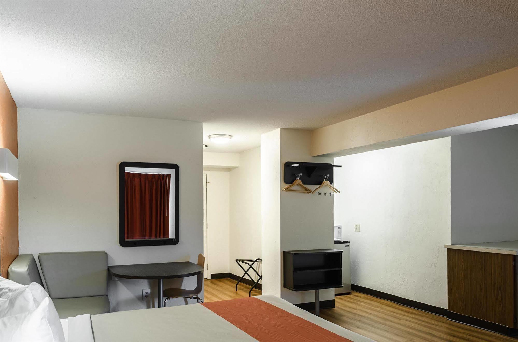 Motel 6 - Westborough Boston Northborough Dış mekan fotoğraf