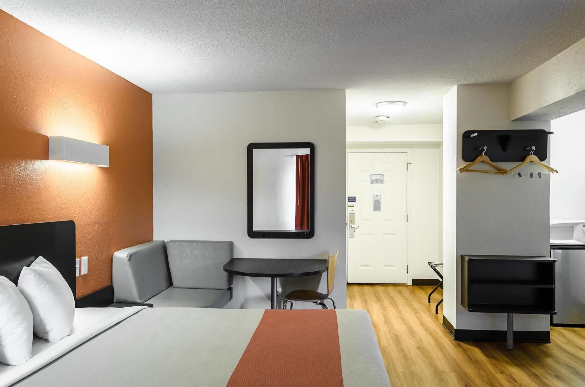 Motel 6 - Westborough Boston Northborough Dış mekan fotoğraf